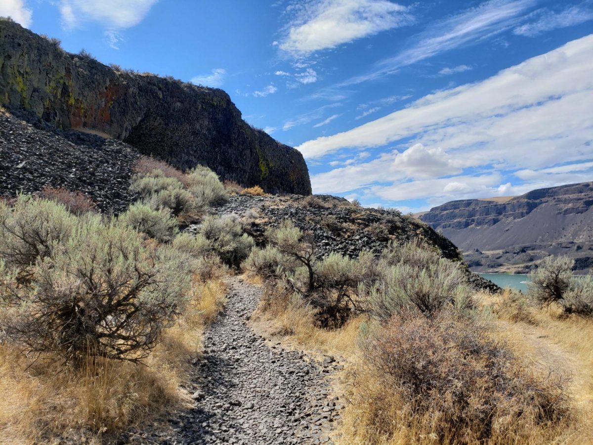 The Ancient Caves of Lake Lenore Explore Washington